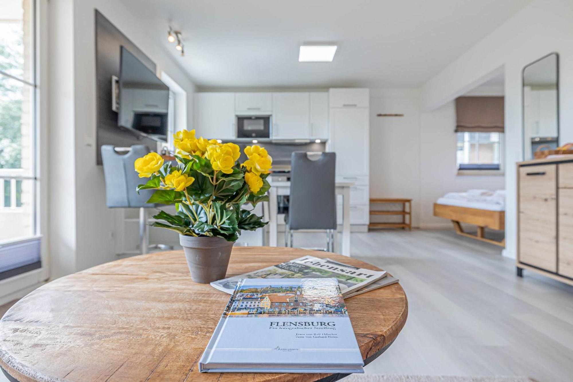 Fewo1846 - Strandresidenz Wassersleben Suedblick App 689 - Komfortables Apartment Mit Balkon Und Meerblick Harrislee Bagian luar foto